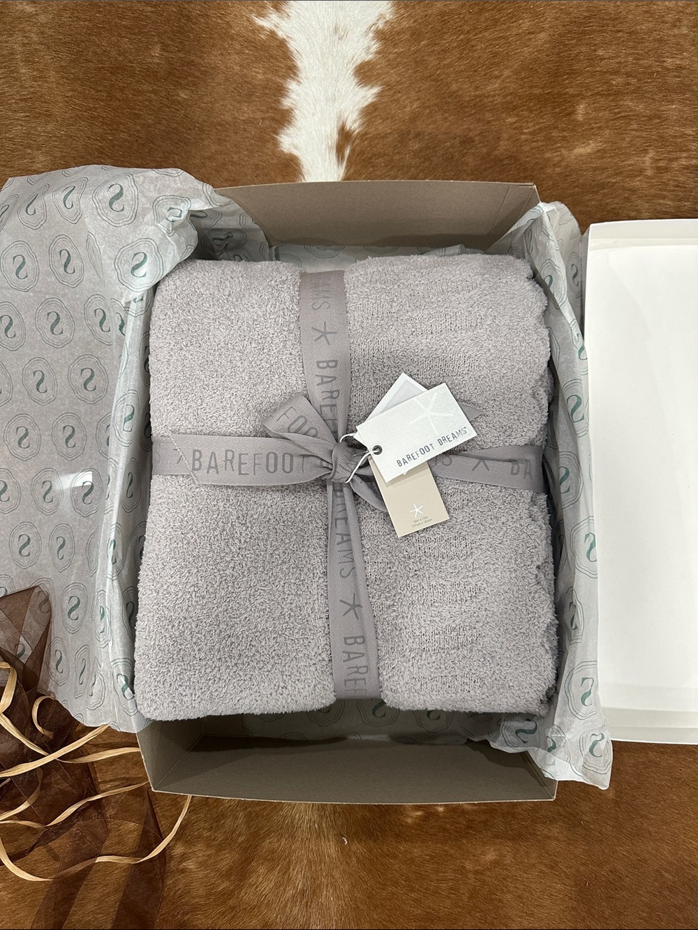 Barefoot Dreams Cozy Chic Throw Blanket in Light Gray NWT
